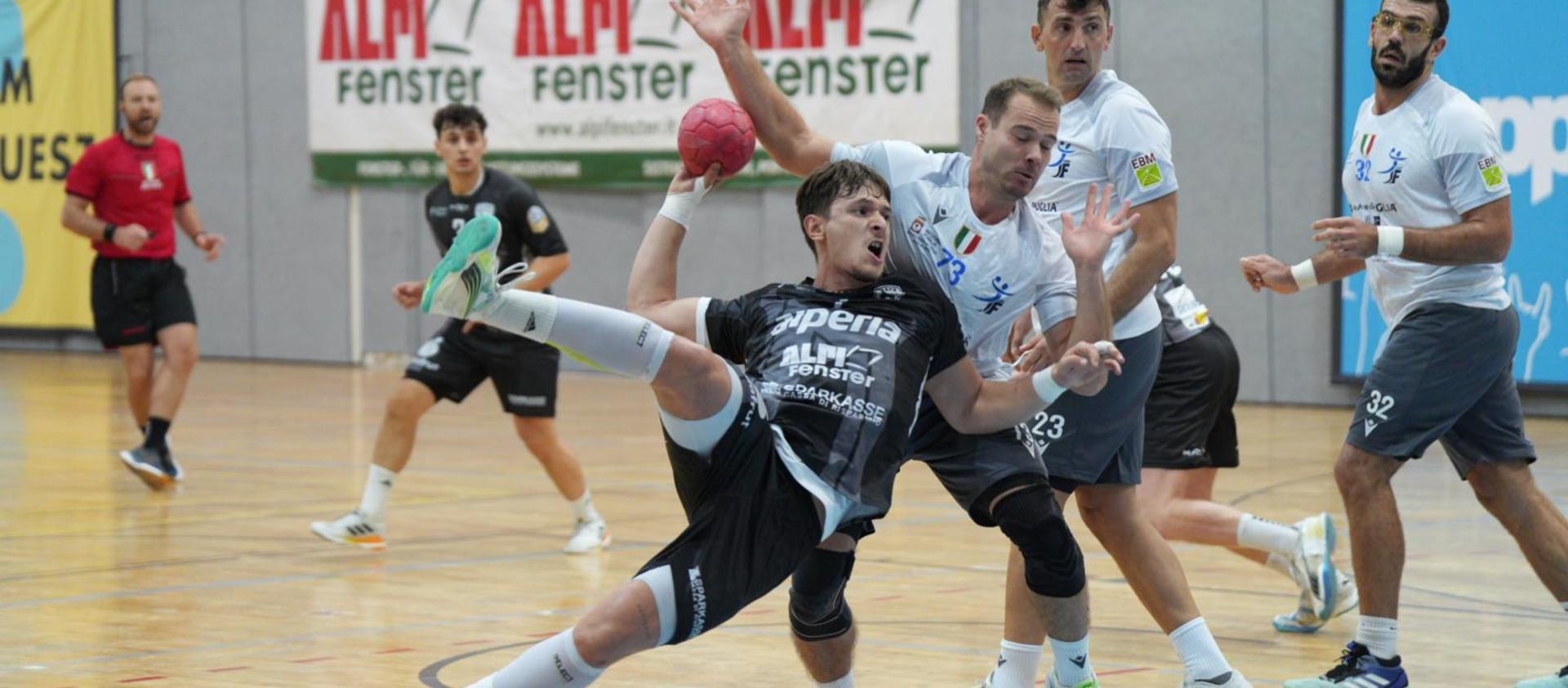 Alperia Black Devils besiegen Junior Fasano mit 32:25